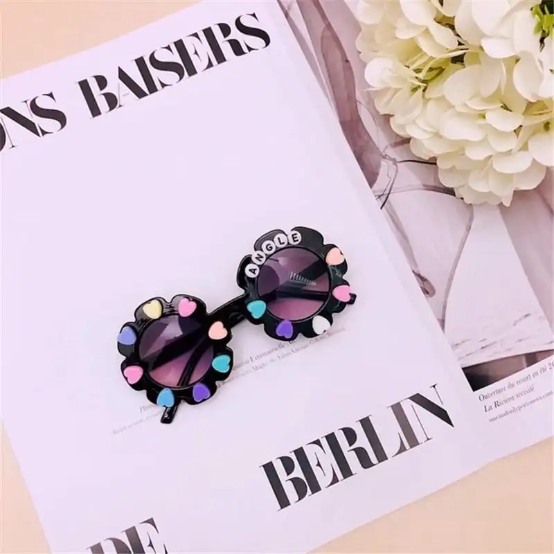 Girls Cute Star Heart Decorated Sunflower Shaped Sunglasses