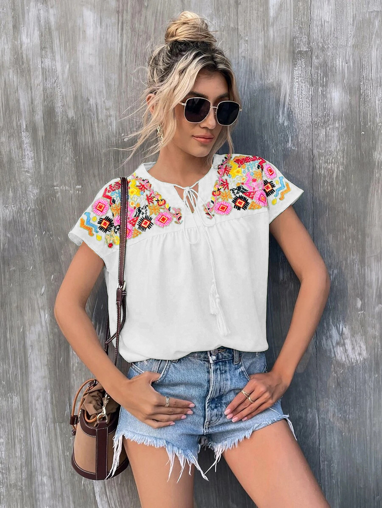 Women'S Fashion Embroidered V-Neck Shirt