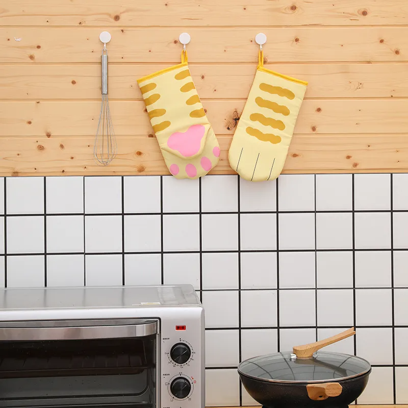 (Buy 1 Get 1) Creative Cat High Temperature Resistance Baking Gloves