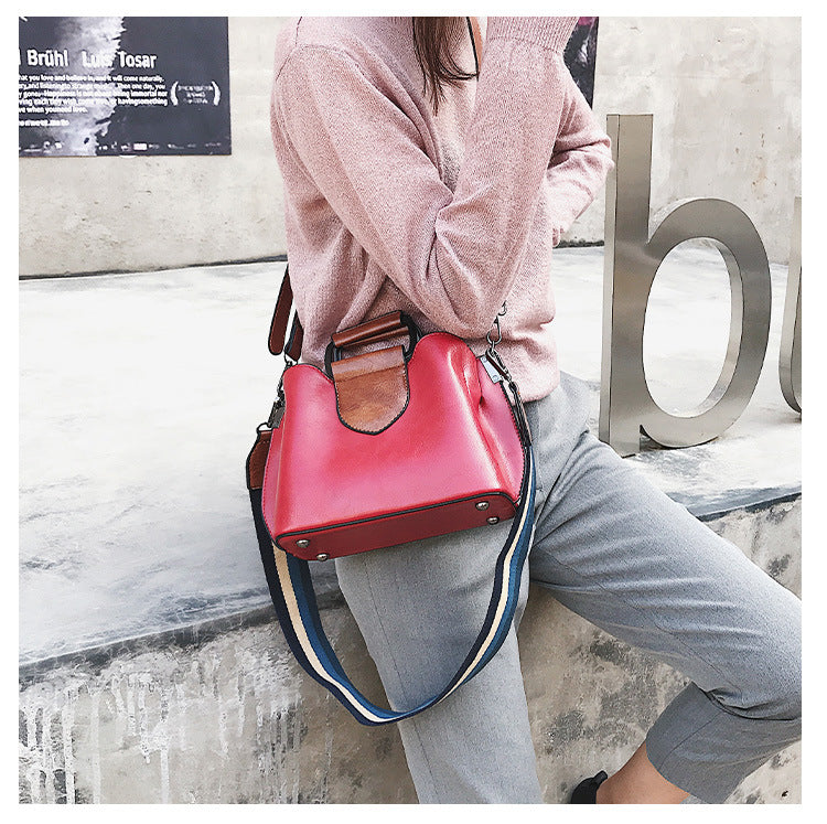 Oil wax leather bucket bag