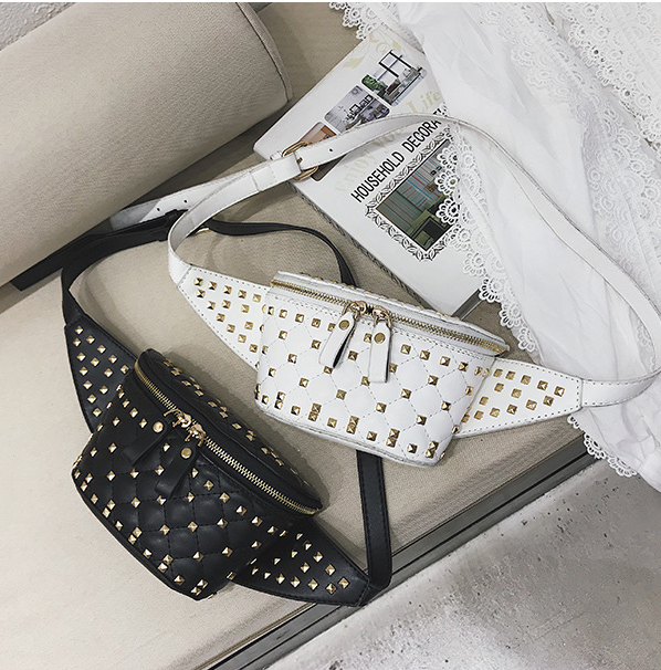 Studded rhombic pocket