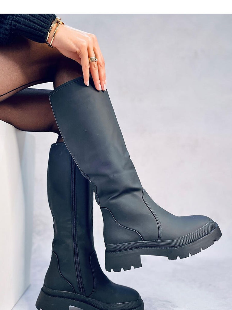Officer boots Inello