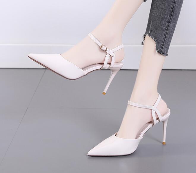 New women's sandals shoes hollow matching fashion