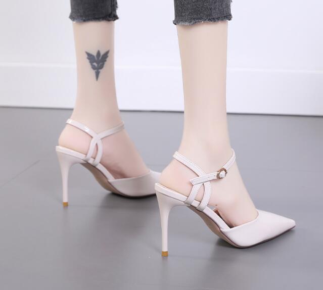 New women's sandals shoes hollow matching fashion