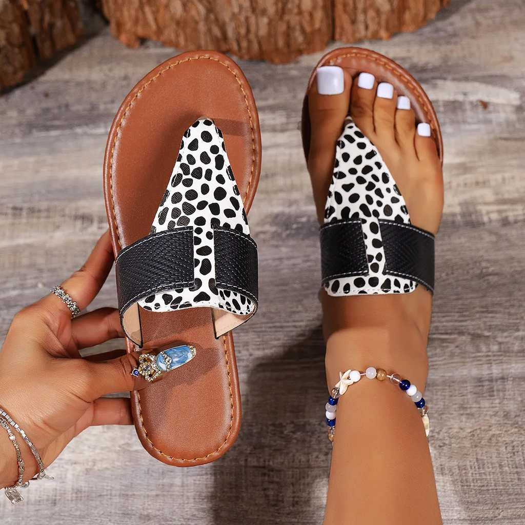 (2 pair) Women Fashion Plus Size Zebra Pattern Round Toe PU Flat Slippers