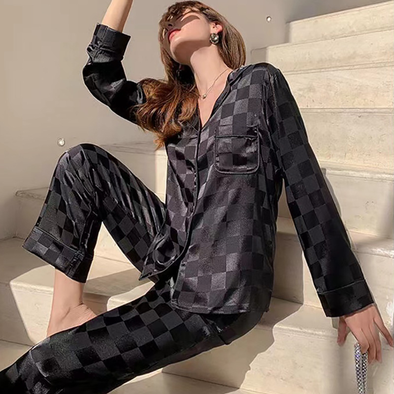 Cozy Pajamas Women Plaid Ice Silk Long-Sleeved Two-Piece Sleep Loungewear