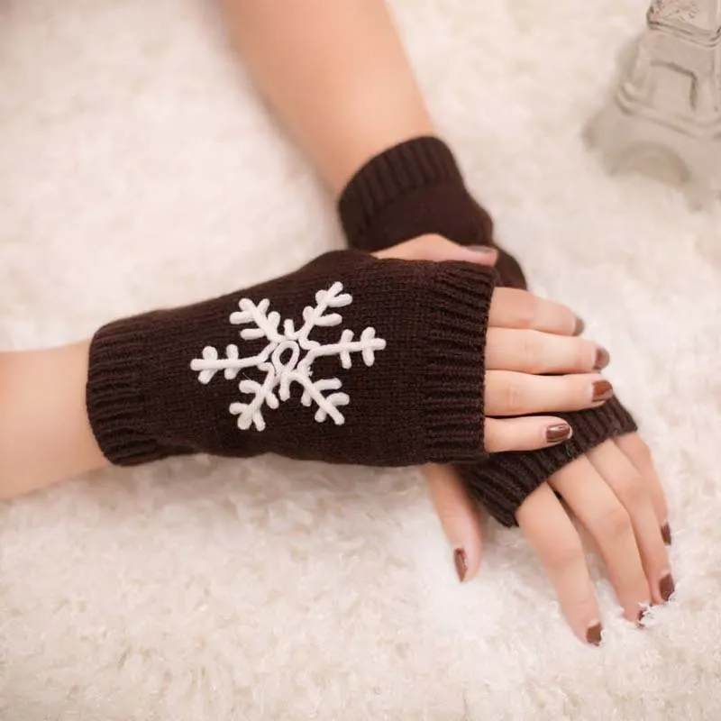 (Buy 1 Get 2) Christmas Autumn Winter Women Fashion Snowflake Embroidered Warm Knitted Gloves