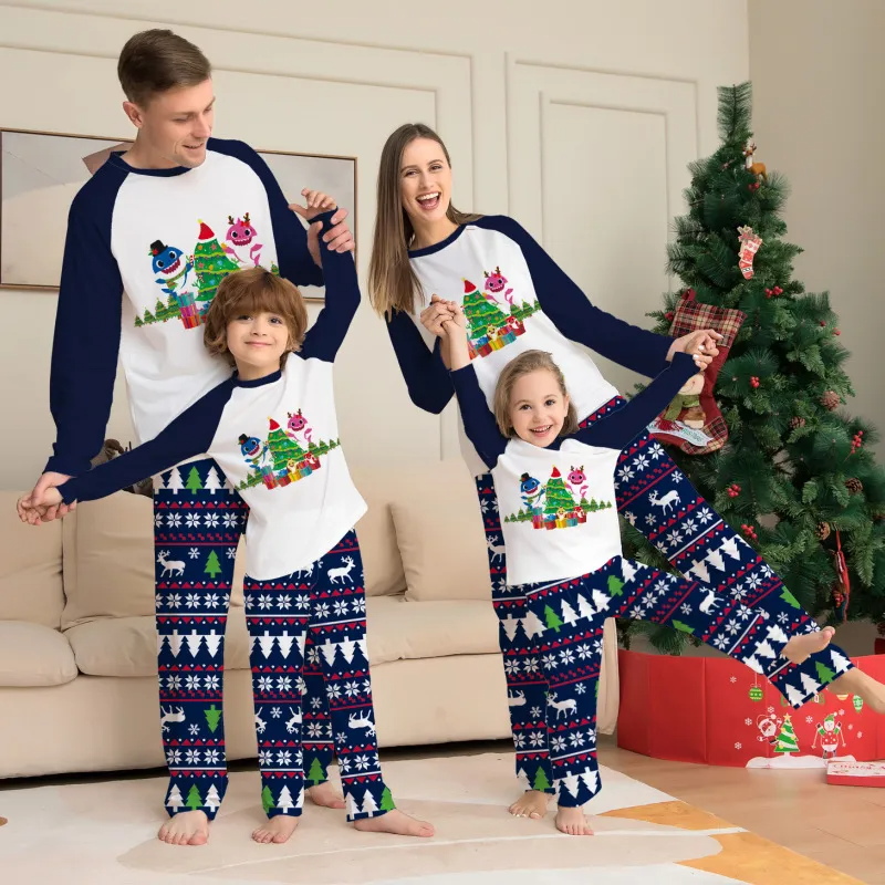 Cartoon Cute Christmas Tree Print Round Neck Long Sleeve Home Parent-Child Pajamas Set