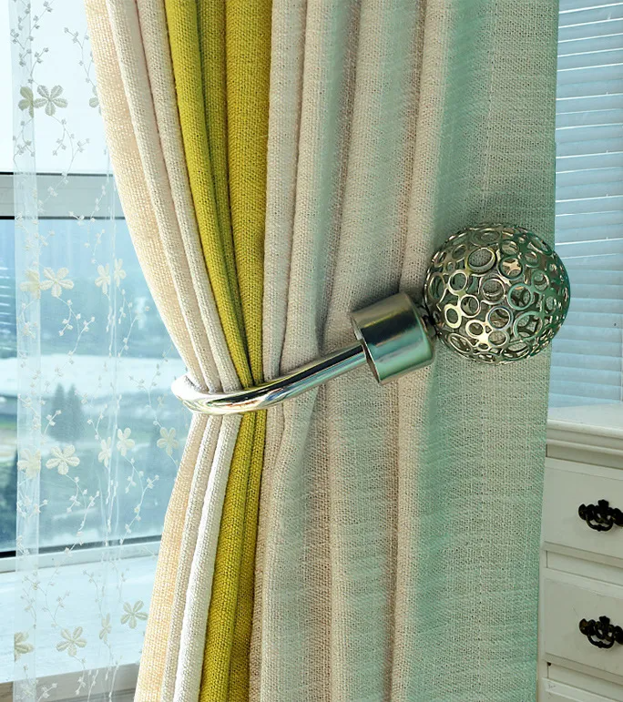 (Buy 1 Get 1)  European Classical Curtain Decoration Fashion Hollow Round Head Curtain Hook Without Ball Straps