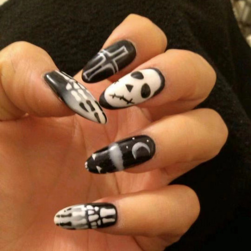 ( Buy 1 Get 2 ) Halloween Women Horror Funny Skull Ghost Wearable False Nails