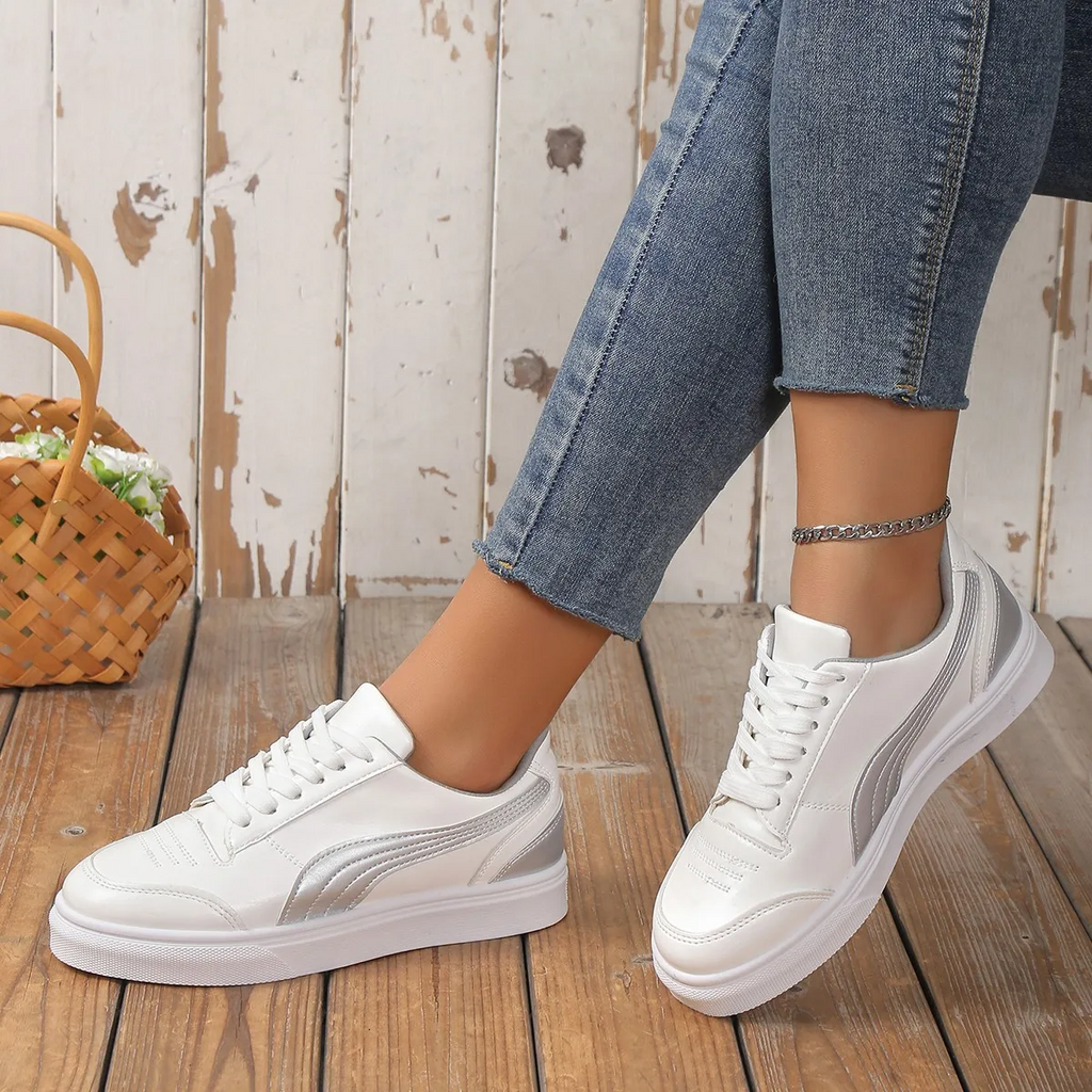 Women Fashion Plus Size Thick-Soled Round Toe Flat Sneakers