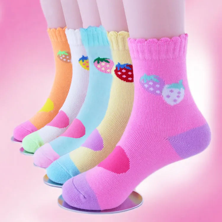 5pairs/Set Kids Girls Retro Cartoon Strawberry Comfortable Breathable Elastic Socks