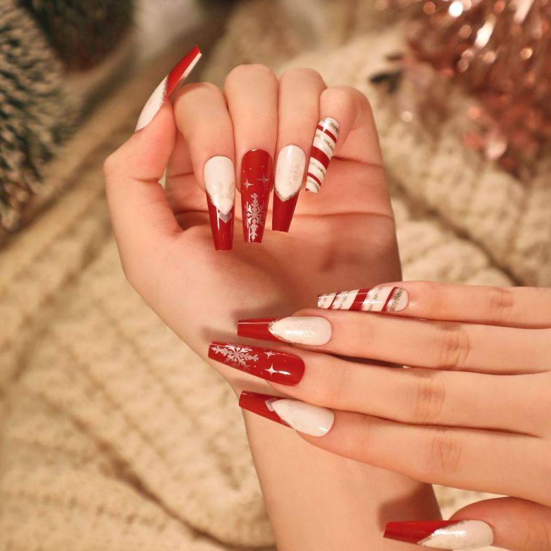 ( Buy 1 Get 2 ) Women Fashion Christmas Stripe Heart Stripe Wearable False Nails