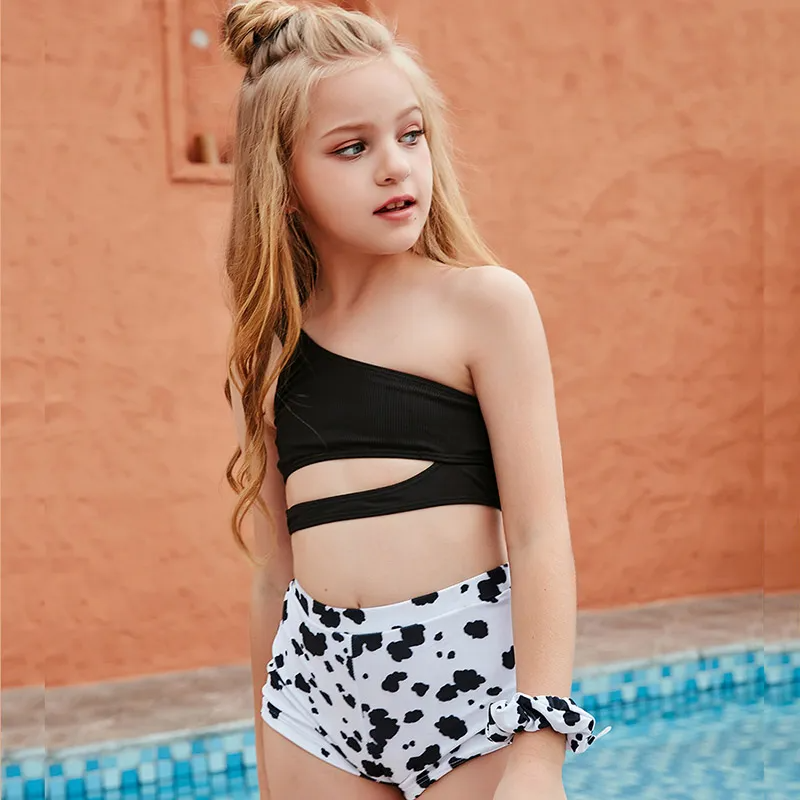 Girls Fashion Hollow Out Tops And Cow Pattern Bottoms Set