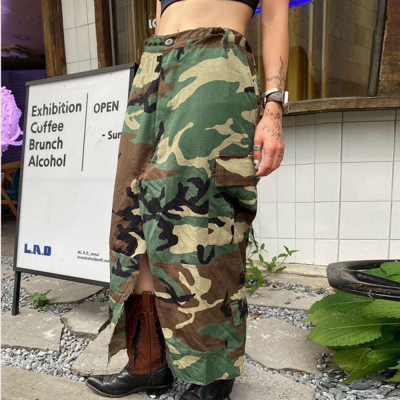 Women Fashion Personality Camouflage Wash Water Pocket Zipper Skirt