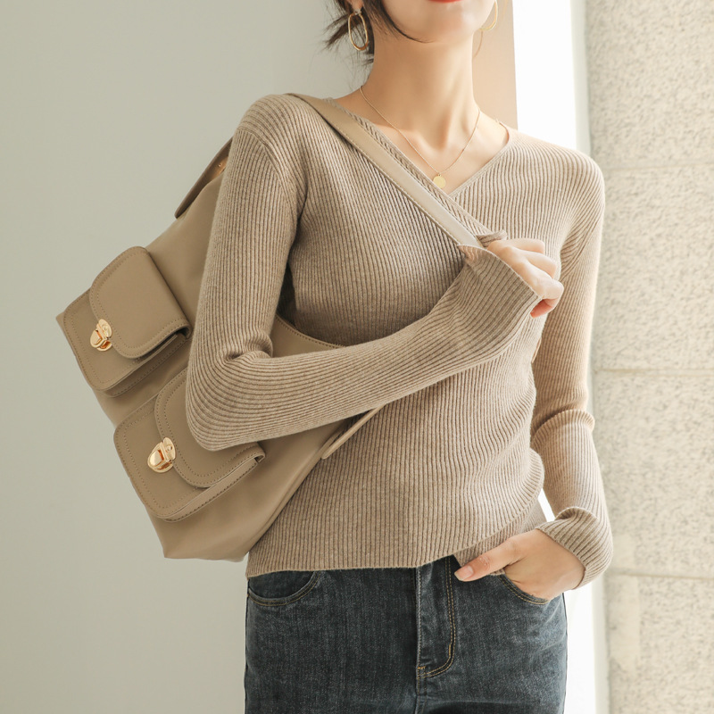 Women V-Neck Fashion Long-Sleeved Irregular Side Button Surplice Knitwear