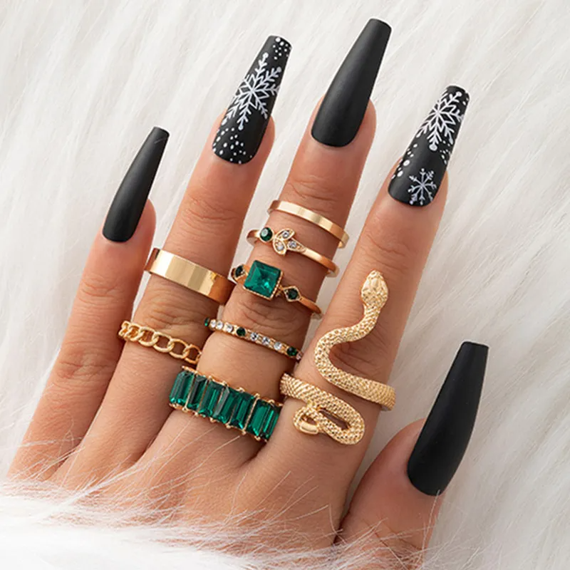 (Buy 1 Get 2) Women Fashion Vintage Green Gemstone Snake Design Midi Rings