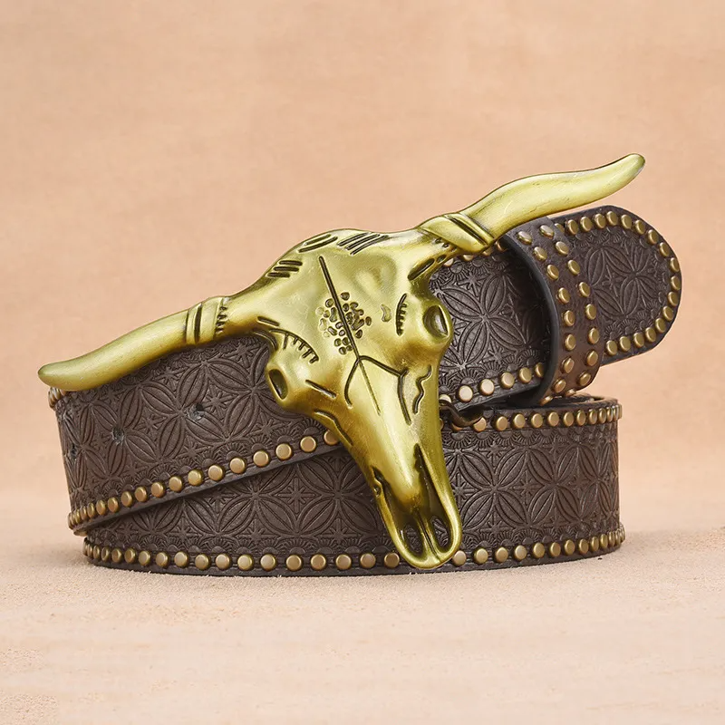 Men Fashion Casual Personality Ngau Tau PU Rivet Metal Buckle Embossed Belt