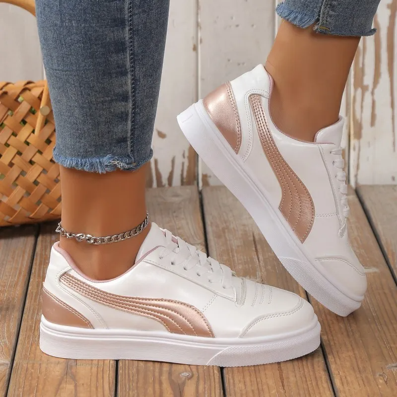 Women Fashion Plus Size Thick-Soled Round Toe Flat Sneakers