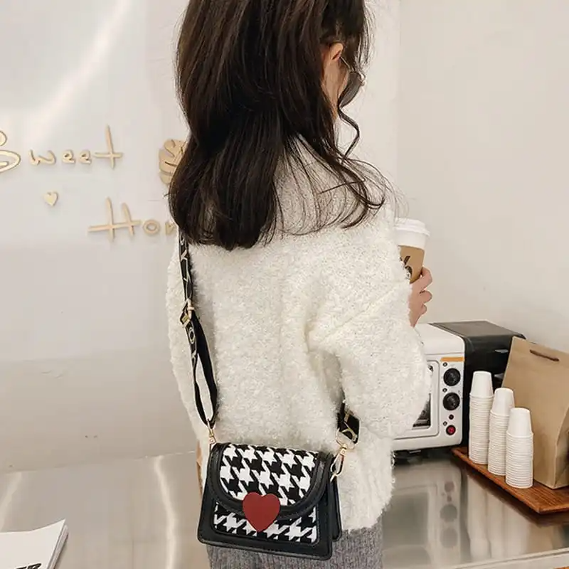 Girls Fashion Houndstooth Pattern Heart Decor Crossbody Bag