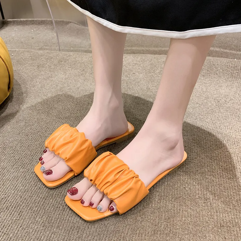 Women Fashion Plus Size Solid Color Creased Square Toe Flat PU Slippers