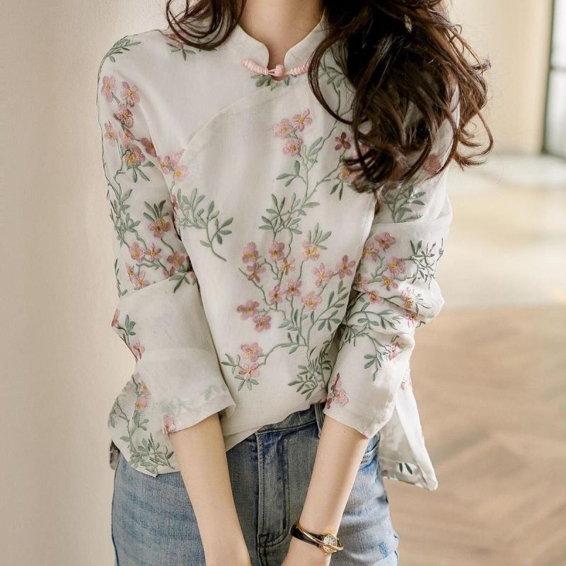 Fashion Vintage Women Cheongsam Pattern Long Sleeve Floral Embroidery Buttoned Blouse