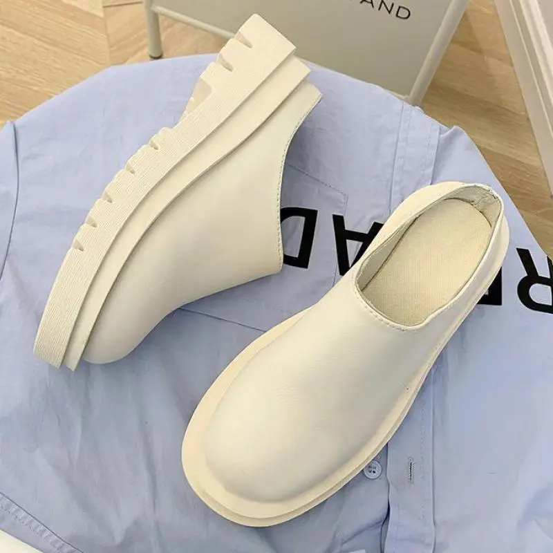 Women Casual Round Toe Solid Color Platform Slippers