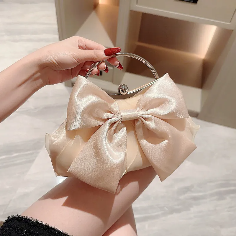 Fashion White Bow Evening Bag