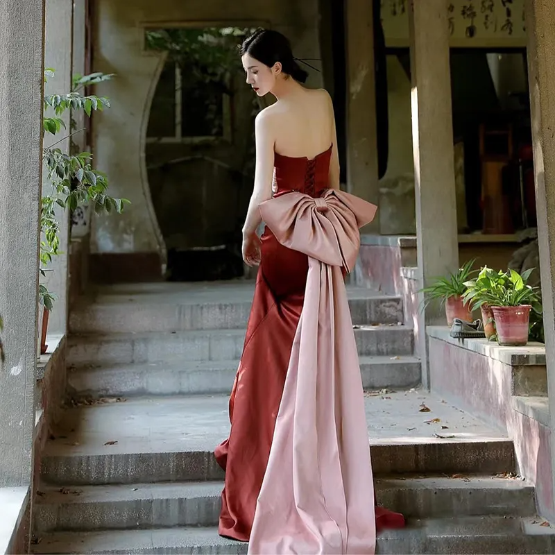 Satin Women Wedding Burgundy Mermaid Temperament Evening Dress