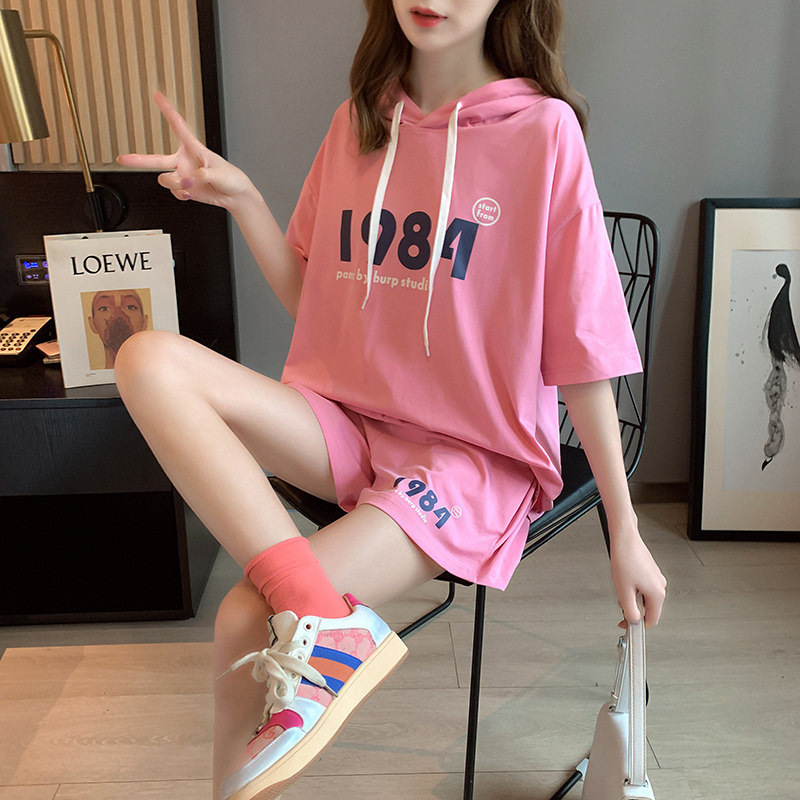 Casual Women Athleisure Summer Loose Fashion Short-Sleeved Hoodie And Shorts Two-Piece Set