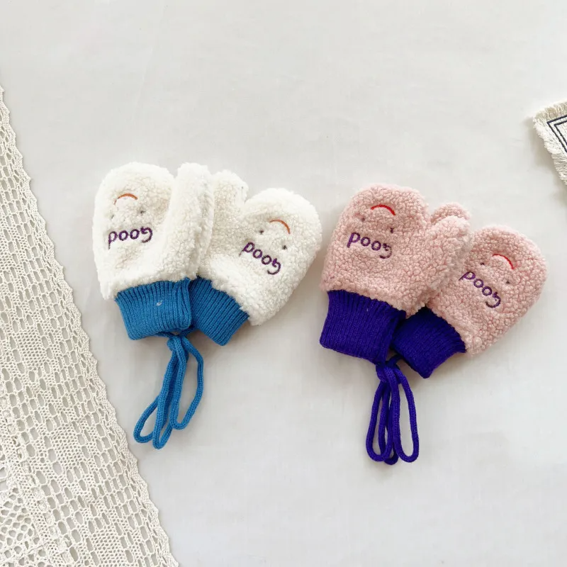 (Buy 1 Get 1) Kids Unisex Autumn Winter Cute Cartoon Smiley Versatile Color Splice Plush Gloves
