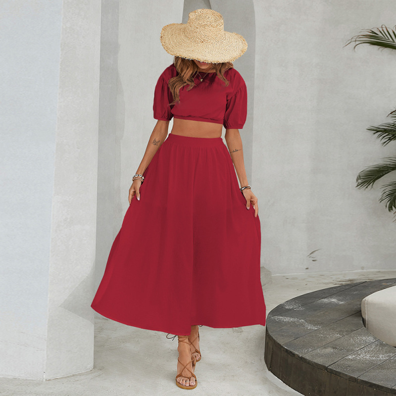 Women Summer Vacation Solid Color Short-Sleeved Short Top And Long Skirt Fashion Two Pieces Set