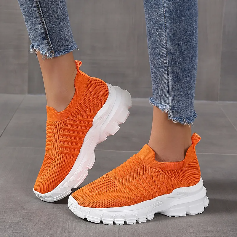 Women Fashion Casual Plus Size Solid Color Thick-Soled Woven Sneakers