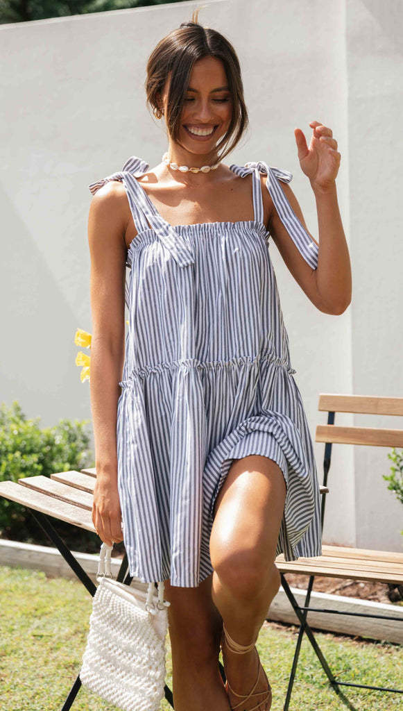 Women Fashion Casual Stripe Sleeveless Lace-Up Dress