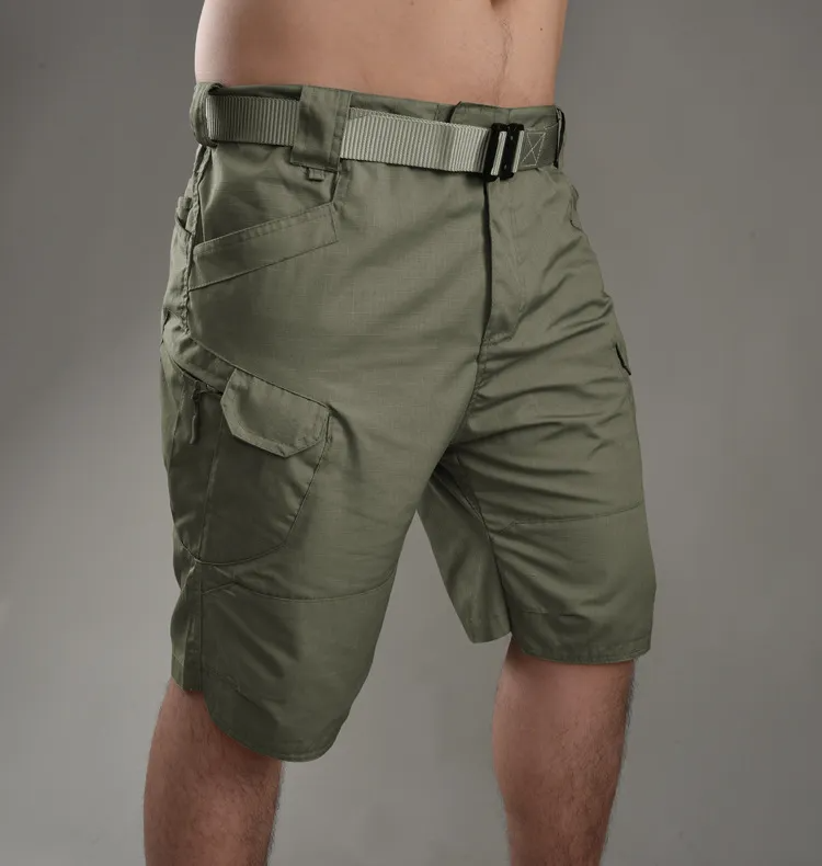 Men Casual Outdoor Solid Color Multi-Pocket Mid-Waist Plus Size Loose Shorts