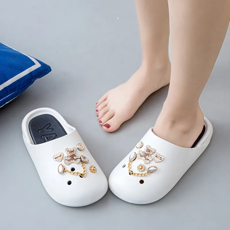 (Buy 1 Get 1) Women Fashionable Cute Flat Slippers