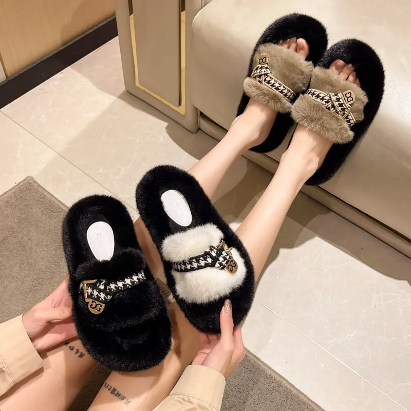 Autumn Winter Women Fashionable Houndstooth Belt Buckle Plush Round Toe Flat Home Slippers