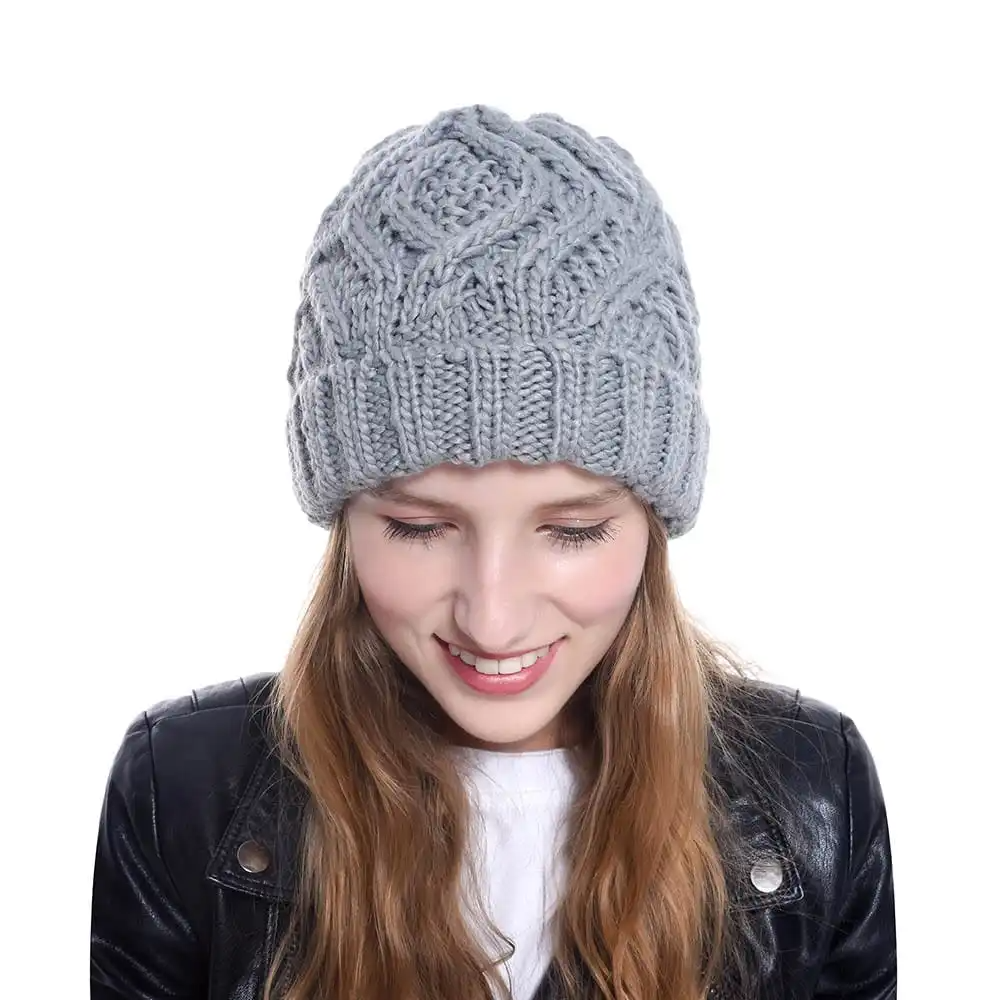 (Buy 1 Get 1) Fashion Diamond Pattern Solid Color Thick Wool Knitted Hat