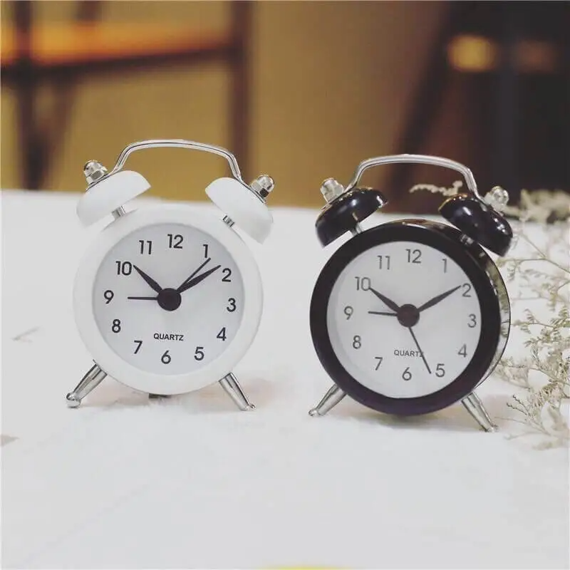 Creative Simple Metal Mini Clock