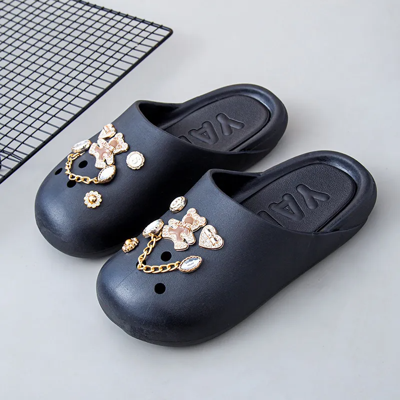 (Buy 1 Get 1) Women Fashionable Cute Flat Slippers