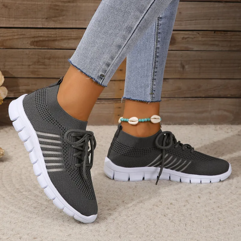 Women Casual Plus Size Solid Color Mesh Breathable Flat Sneakers