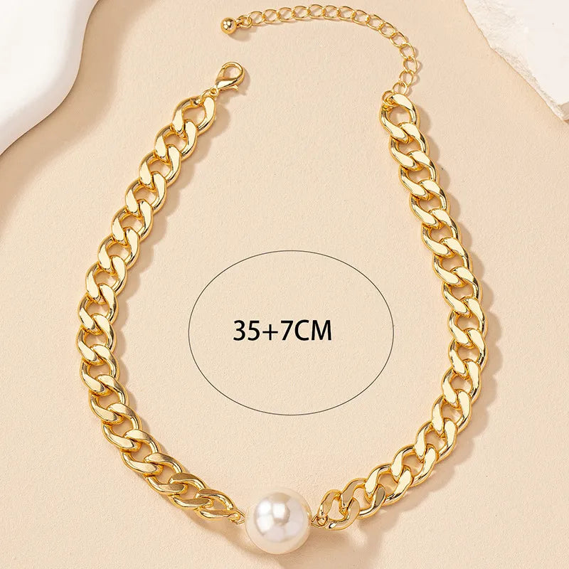 Simple Personality Imitation Pearl Clavicle Chain Necklace