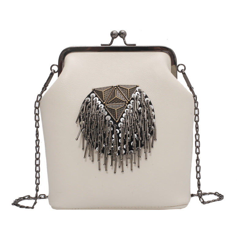 Chain Shell Crossbody Bag Harajuku Ethnic Style Metal Tassel