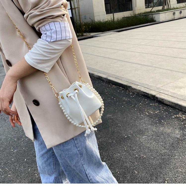 Vintage pearl crossbody bag