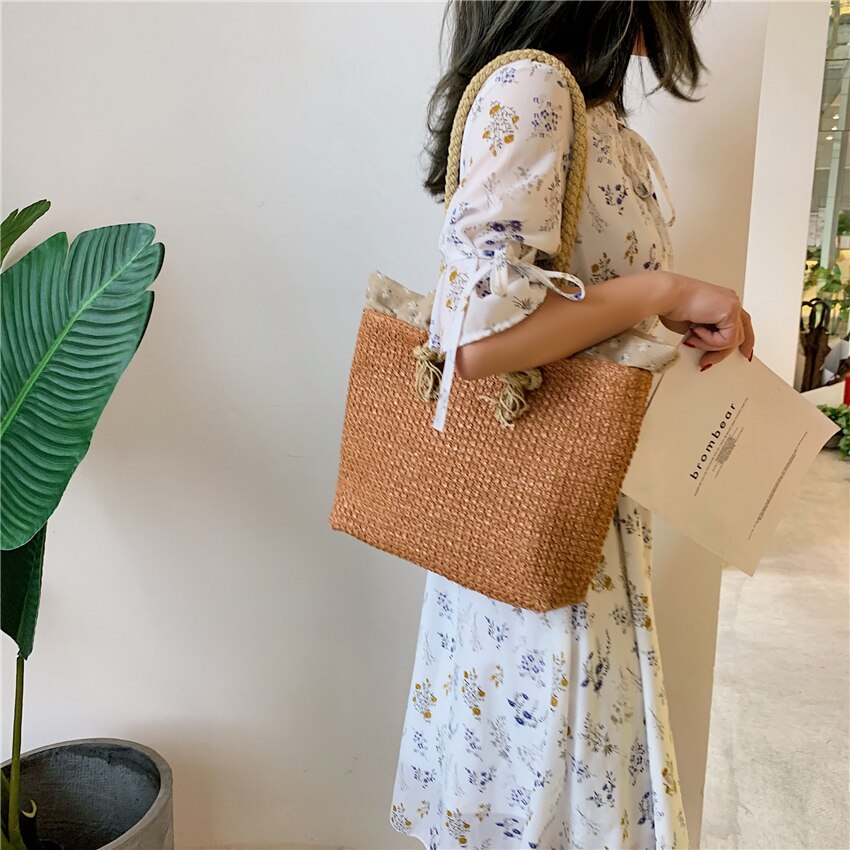 Woven tote bag