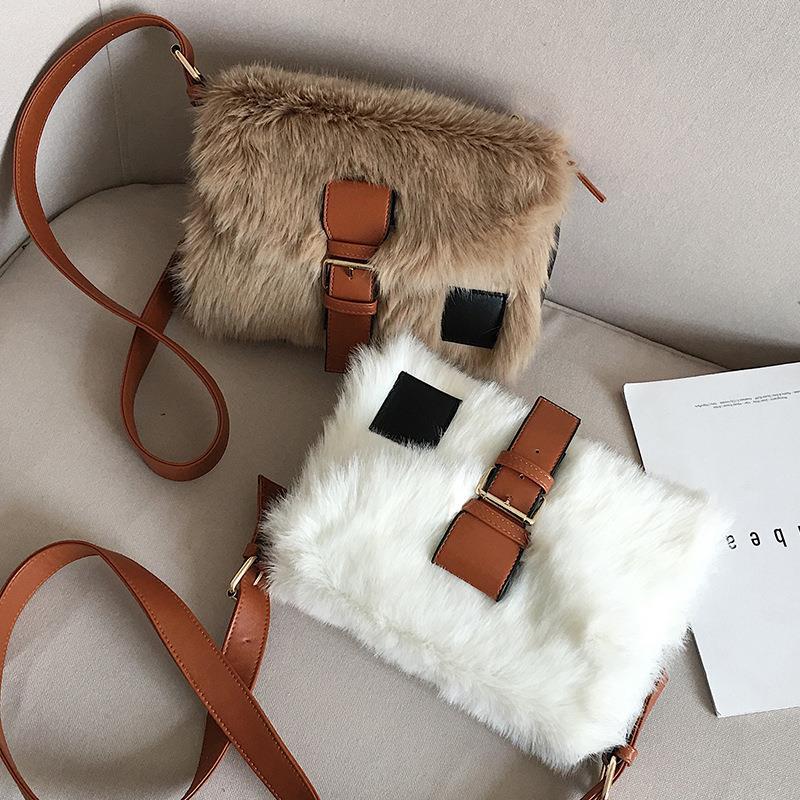 Large one - shoulder wool bag
