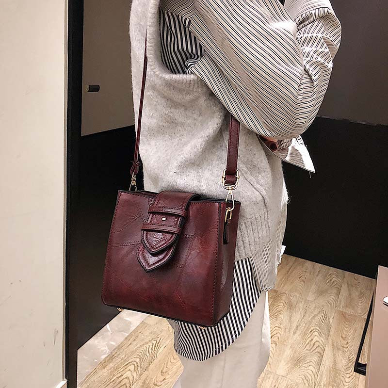 Frosted diagonal cross bag