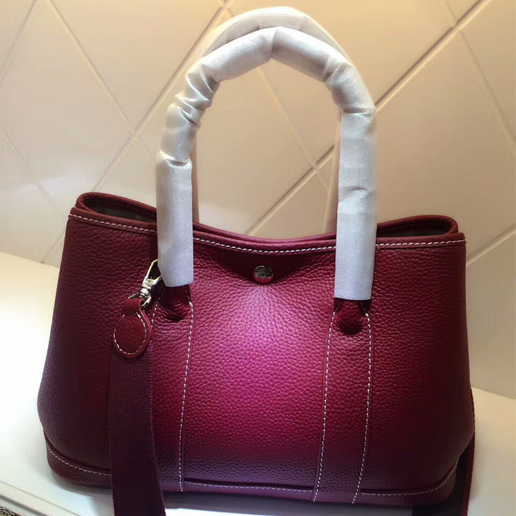 Ladies lychee pattern leather bag