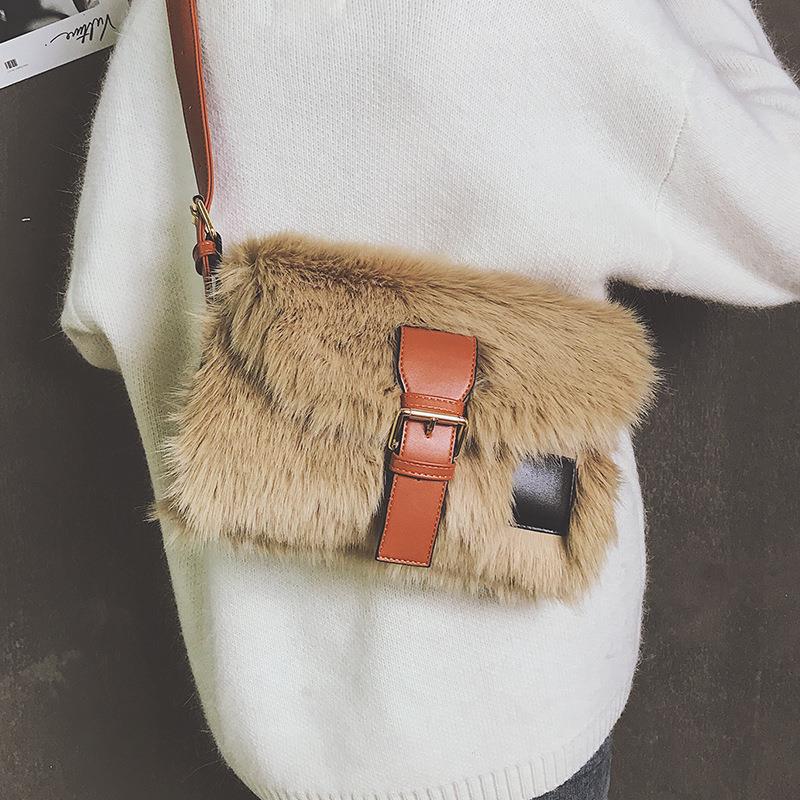 Large one - shoulder wool bag