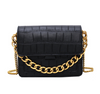 One-shoulder fashion chain portable small square bag